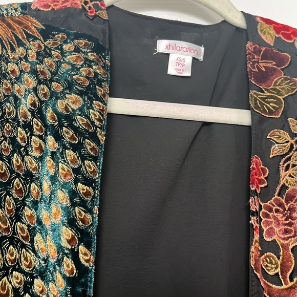 “Xhilaration: Peacock shrug size small” - Picture 2 of 10